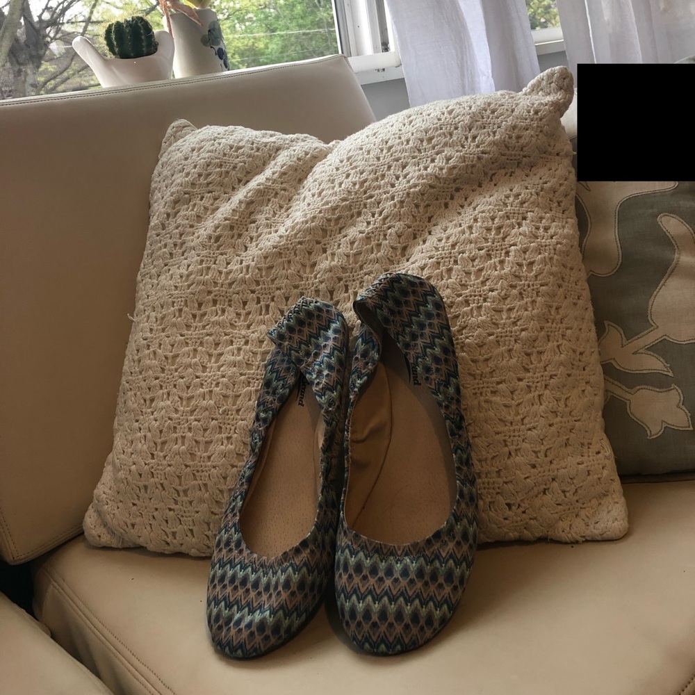 Lucky brand flats 8.5